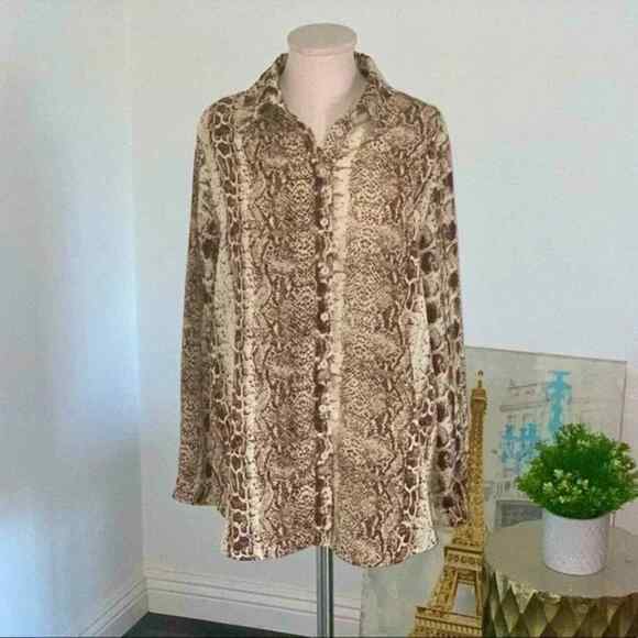 PRETTYLITTLETHING Chiffon Snakeprint Button Up Blouse Relaxed Cocktail Brown - Picture 7 of 8